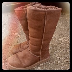 Ugg winter boots